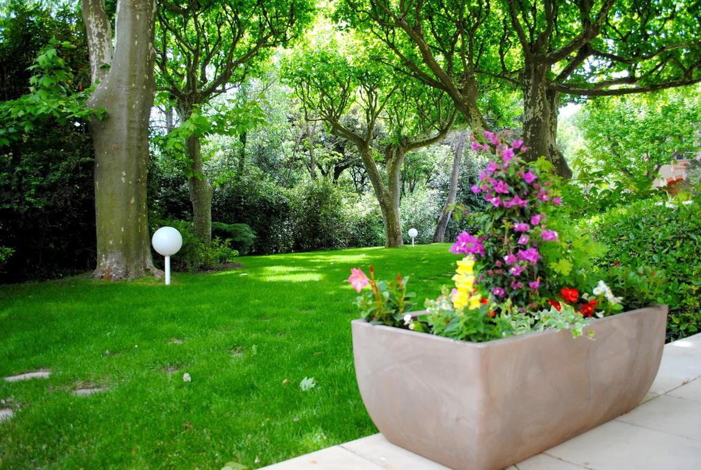 Societe Hoteliere De Montmirail Gigondas Dış mekan fotoğraf